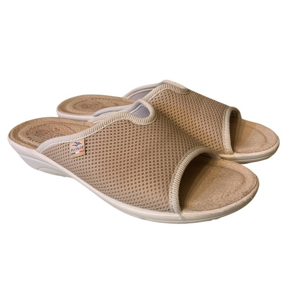 Fly Flot Ladies Size 40 US 9 Tan Fabric Mules Casual Rubber Comfort Slides Italy - Picture 1 of 12